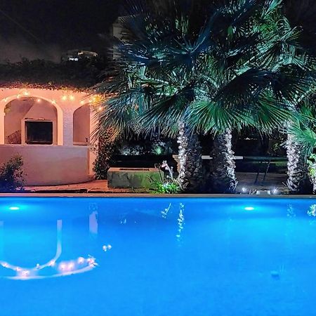 Villa Chalet Μπένιντορμ Εξωτερικό φωτογραφία
